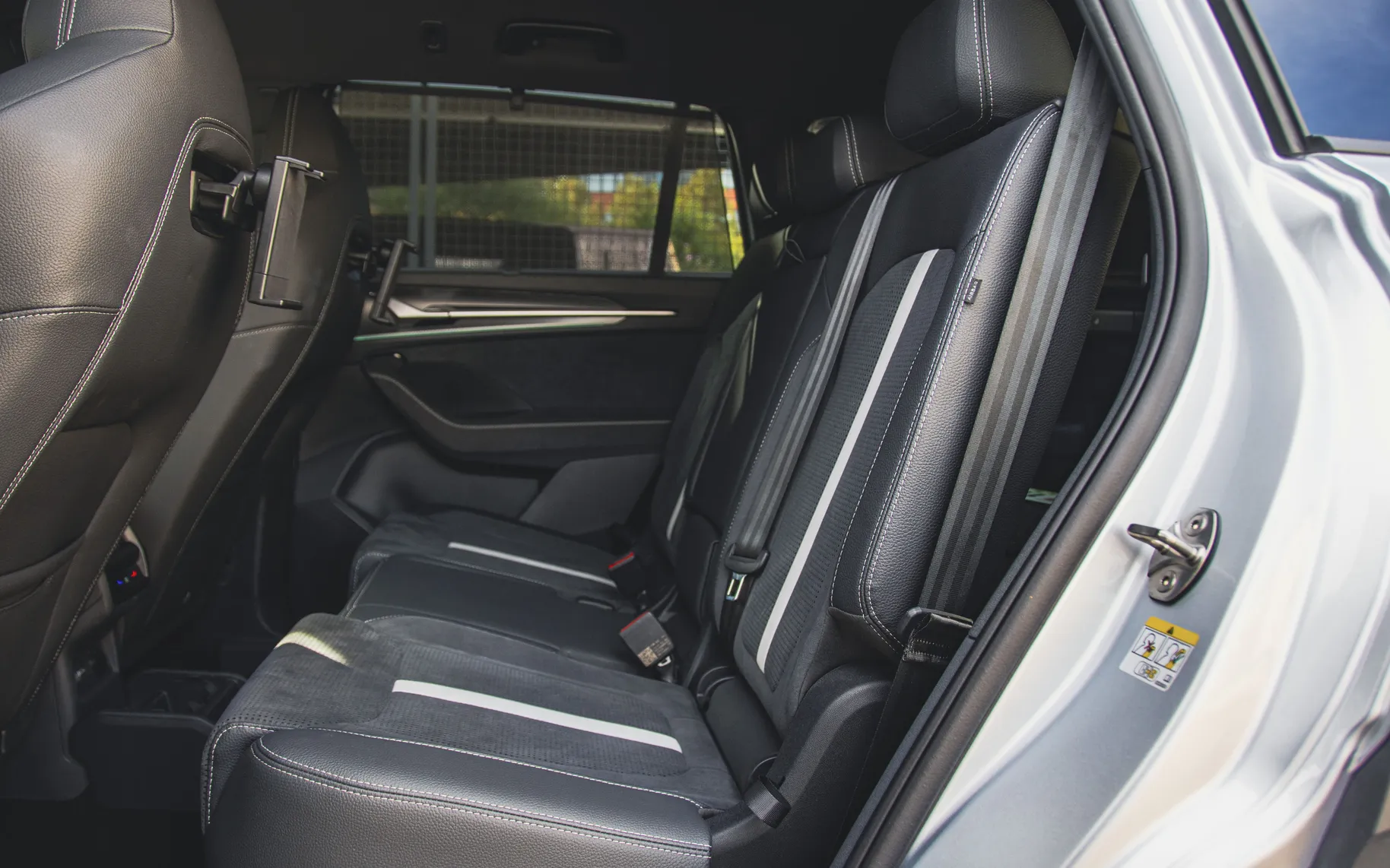 Zunanja slika - Škoda Kodiaq - 2.0 TDI 4x4 DSG Sportline-7SED-ACC-360-HUD - 12