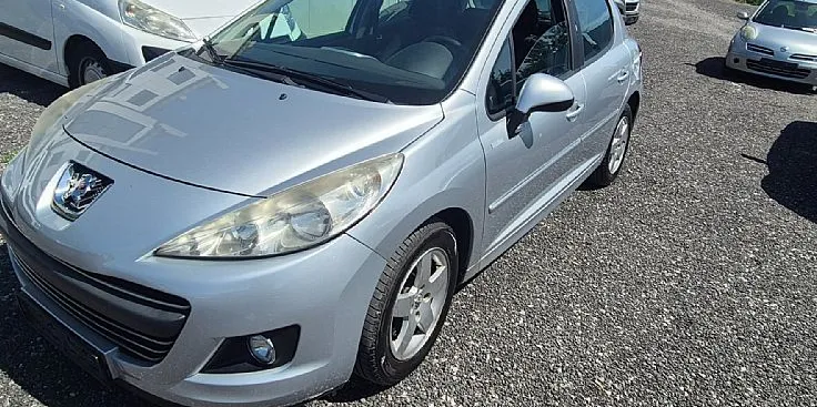 Zunanja slika - Peugeot 207 - Millesim 200 1.4 VTi + BREZ POLOGA - 1