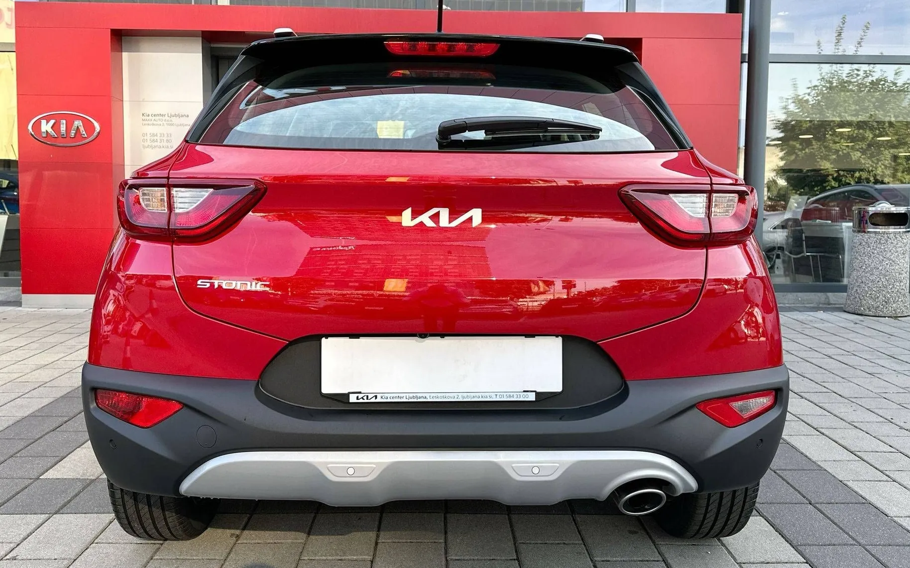 Zunanja slika - KIA Stonic - 1.2 DPI LX Urban + MT5 - 6