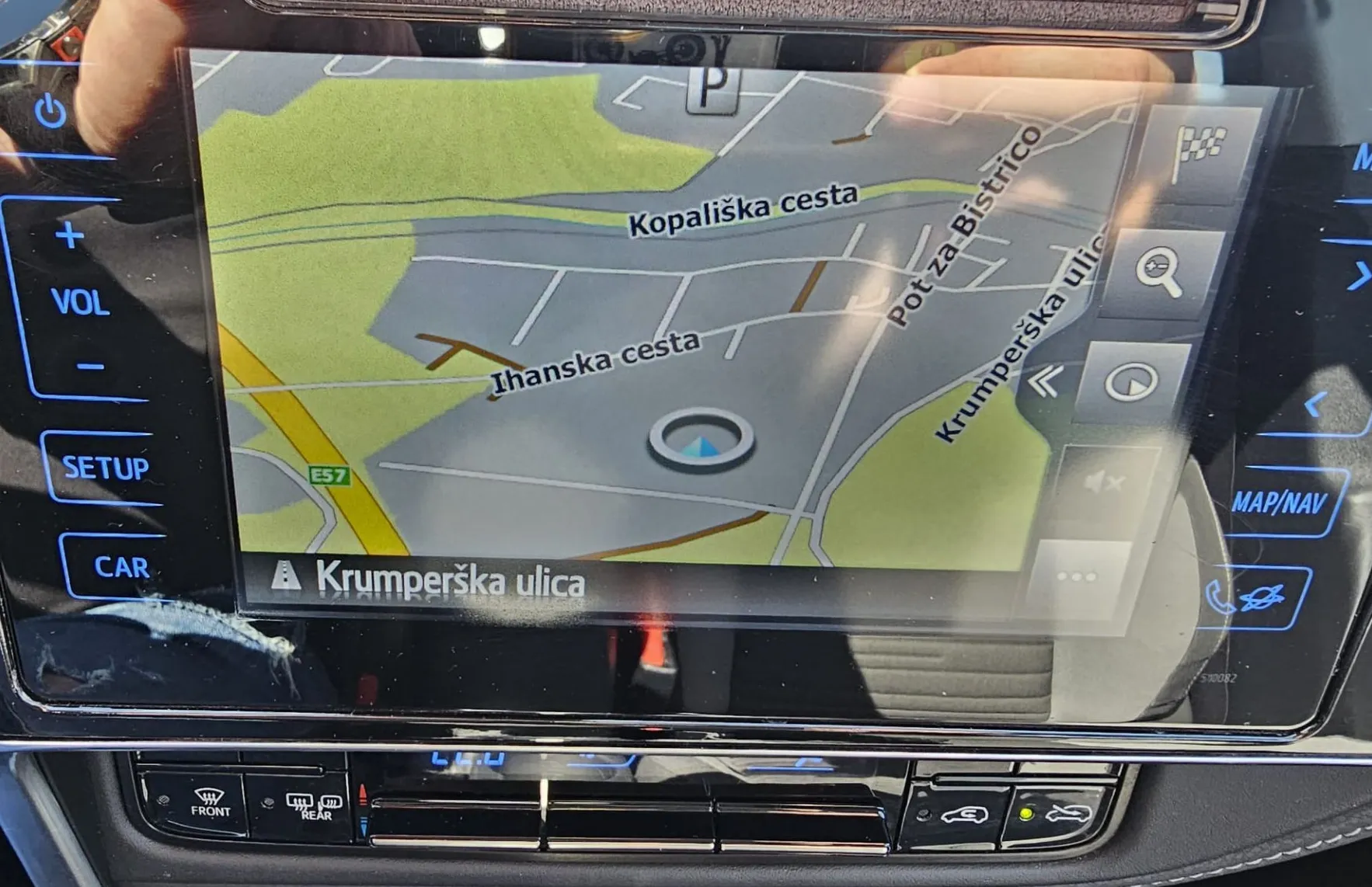 Zunanja slika - Toyota Auris - 1.8 VVT-i Luna Hibrid|navi|LED|gretje sed|kamera - 18