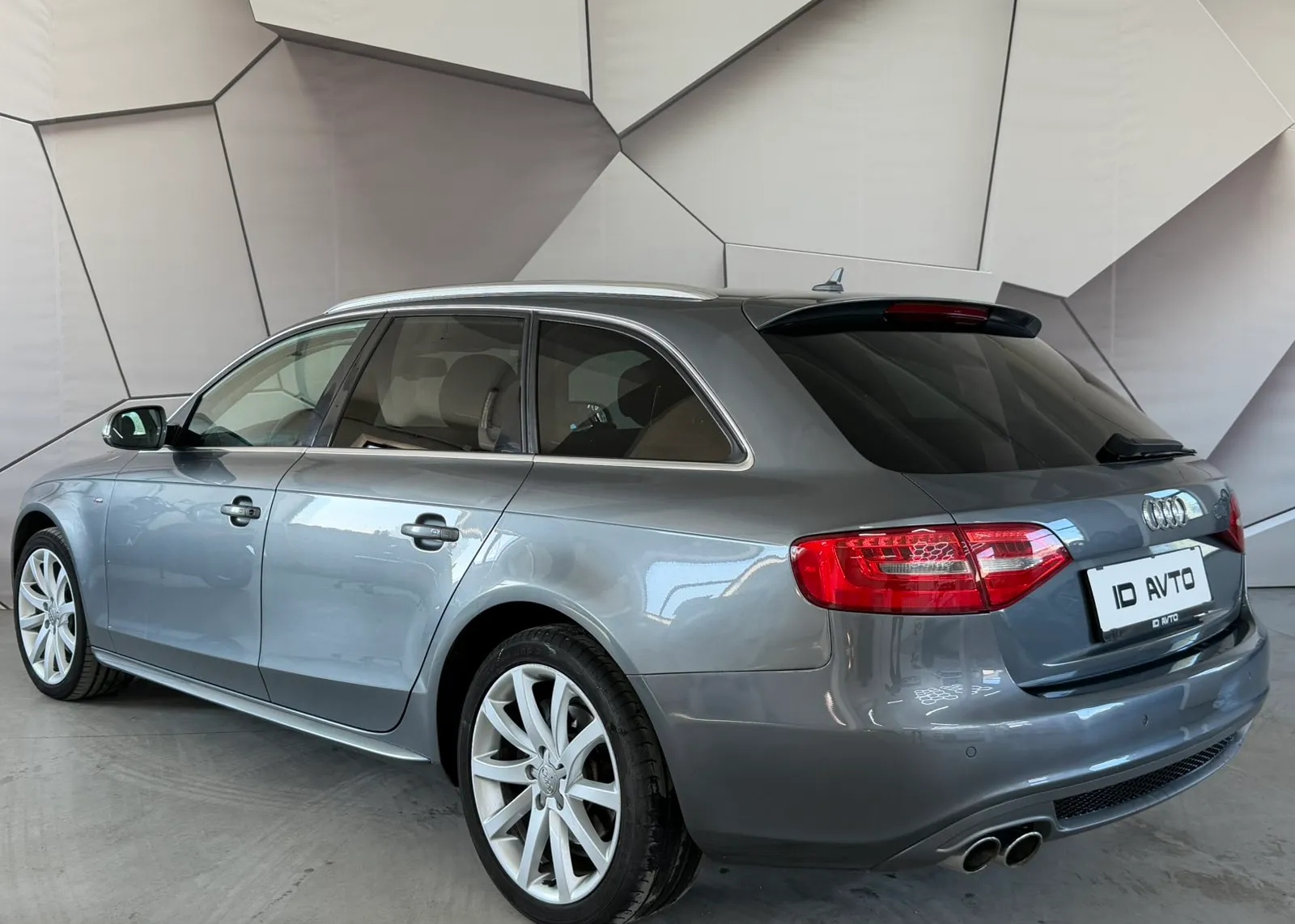 Zunanja slika - Audi A4 - Avant 2,0 TDI Multitronic - 3