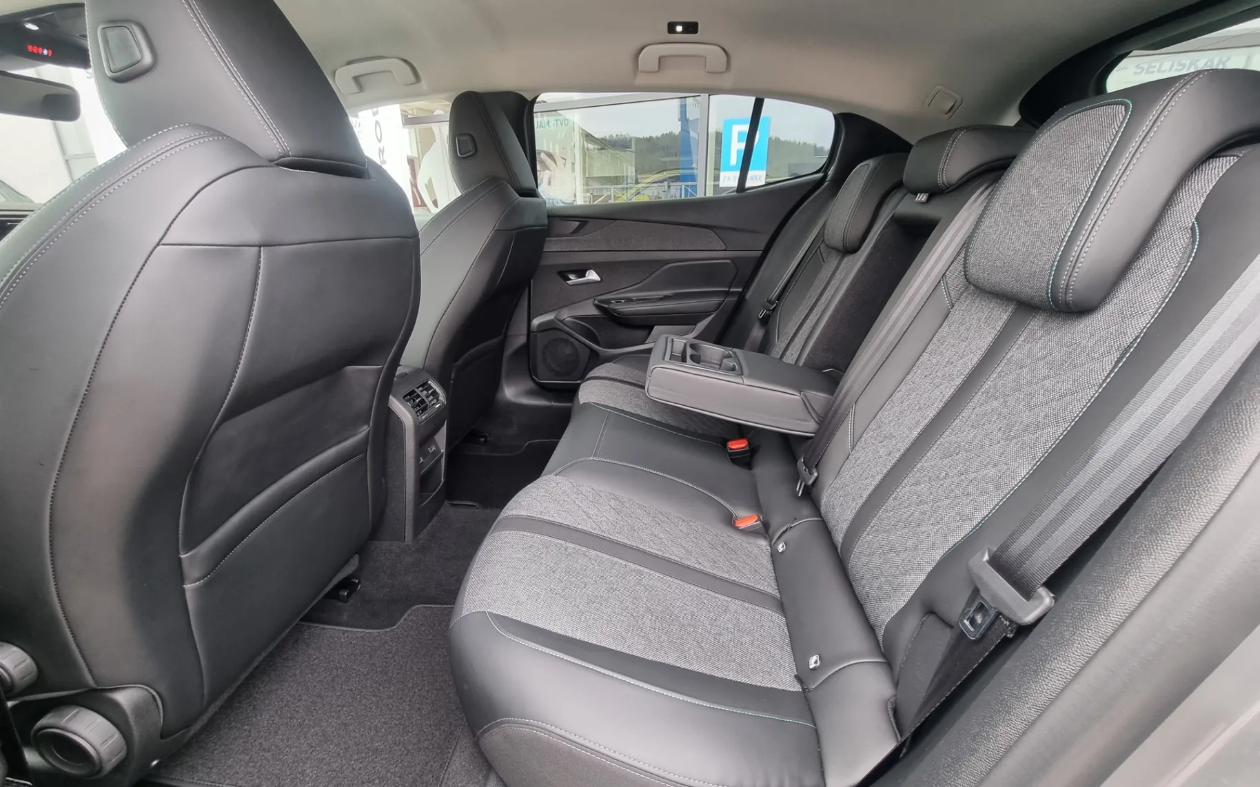 Zunanja slika - Peugeot 408 - 1.2 PURETECH MHEV - ODLIČNO OHRANJEN + TOP OPREMA - 9