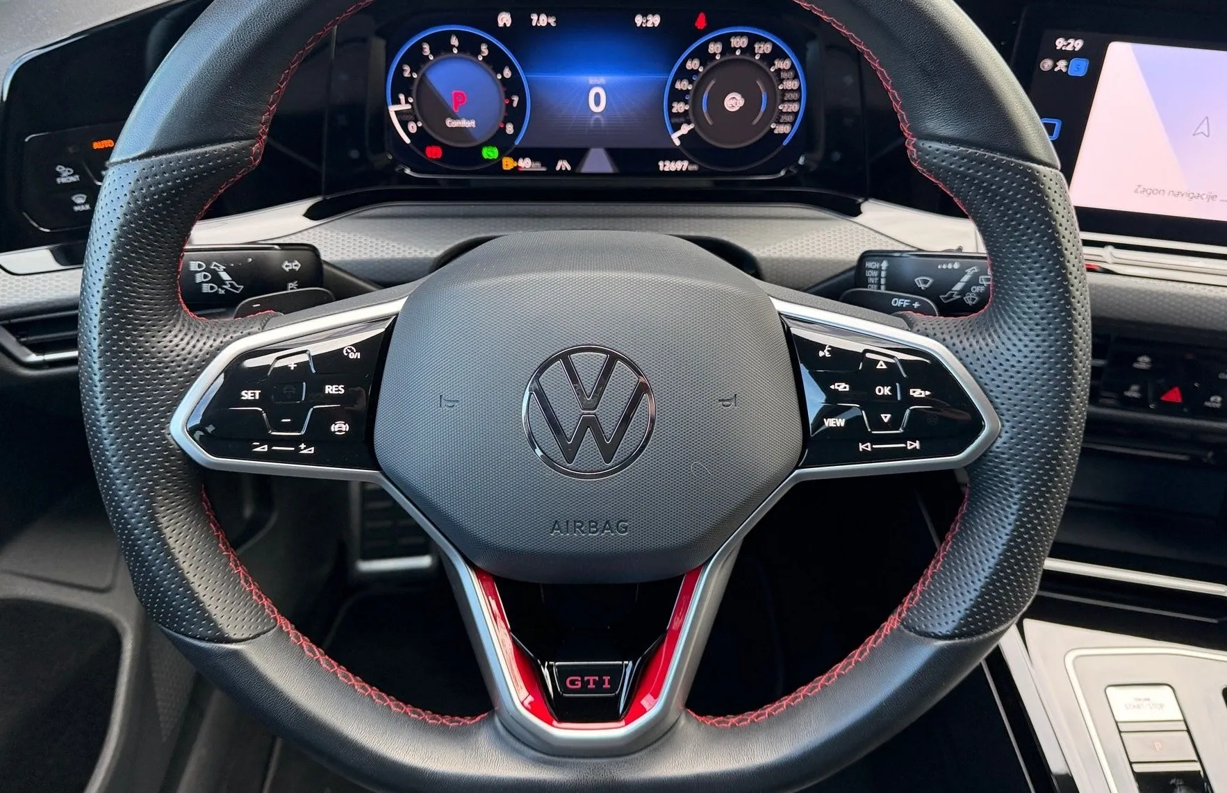 Zunanja slika - VW Golf - 2.0 TSI GTI DSG-12.700km-AppConnect-Amb.osvetlitev - 8