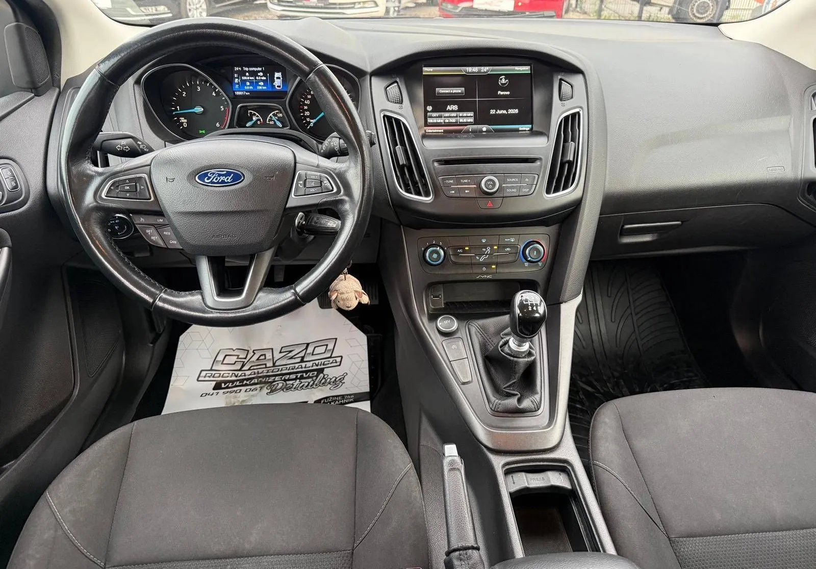Notranja slika - Ford Focus - Karavan 1.6 TDCi Titanium - 9