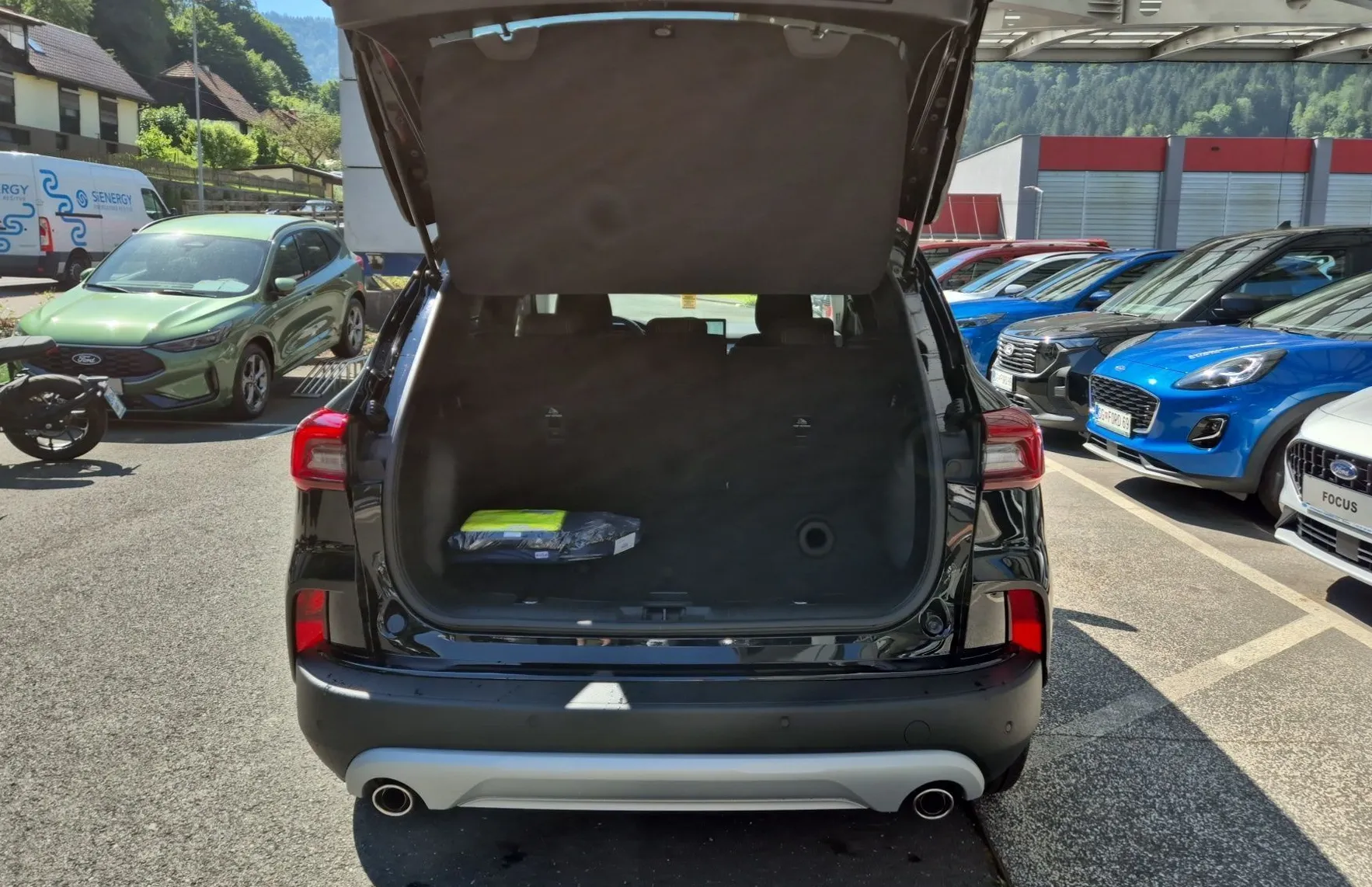 Zunanja slika - Ford Kuga - Titanium 1.5 EcoBoost 186KM A8 - 9