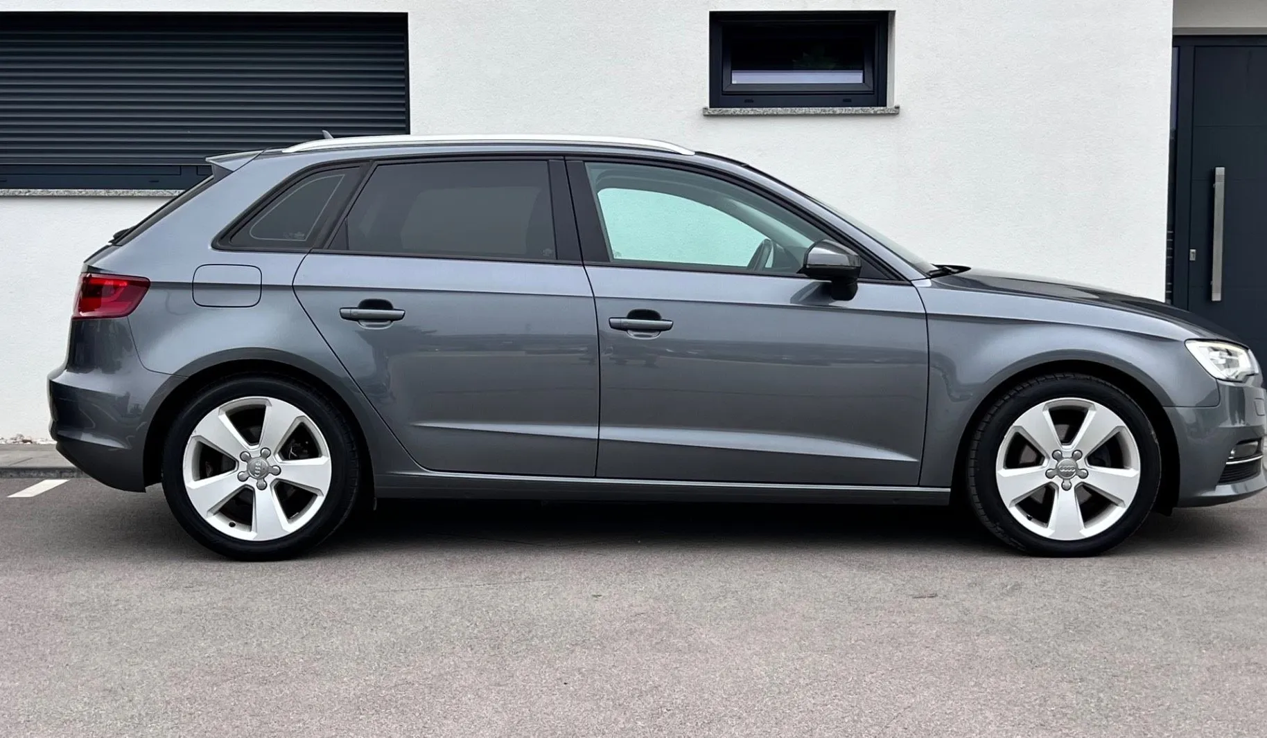 Zunanja slika - Audi A3 - Sportback 2.0 TDI+NAVI+TEMP+S-tronic - 5
