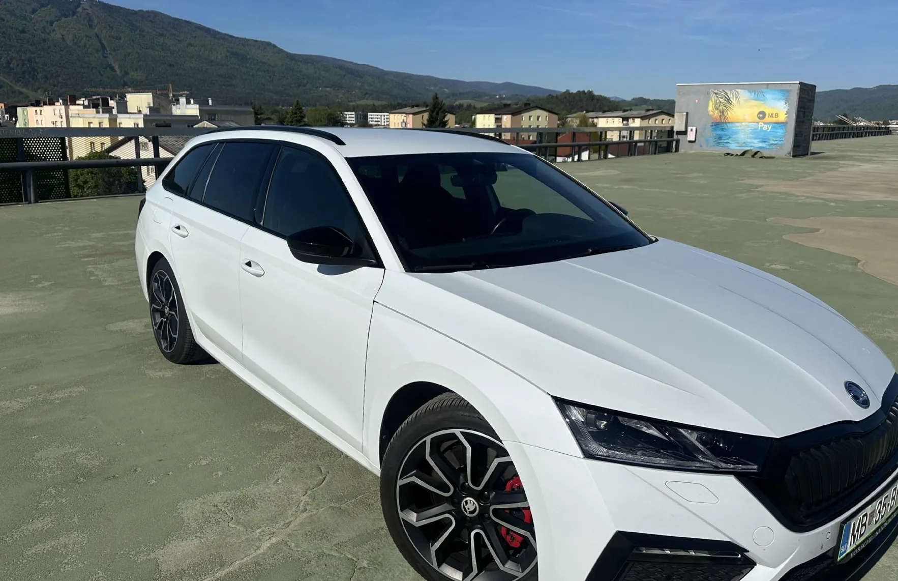 Zunanja slika - Škoda Octavia - 2.0 TSI RS 245 DSG.KAMERA.LED.KLJUKA.SLOVENSKI - 1