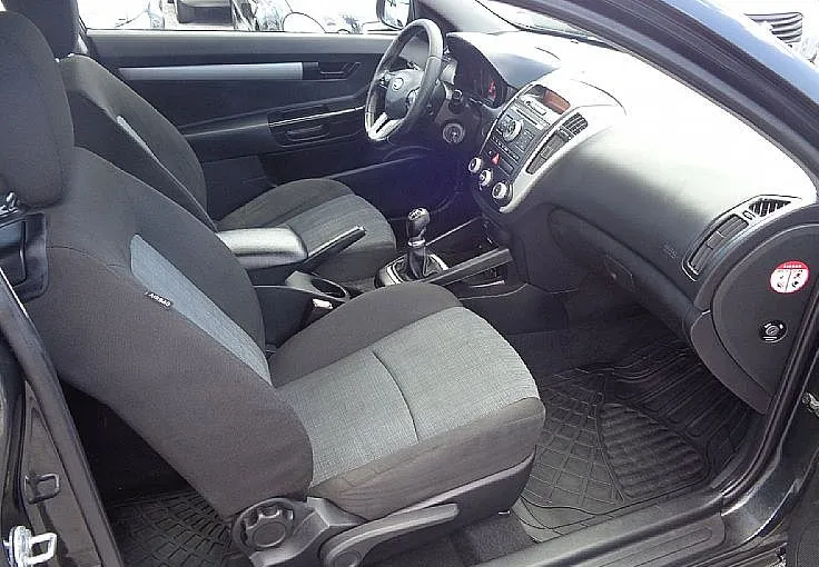 Zunanja slika - KIA Ceed - 1.6 CRDi - 6