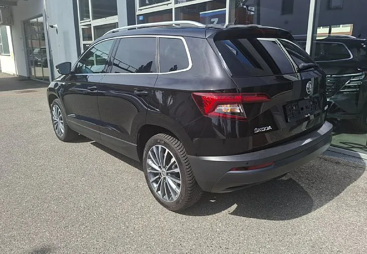 Zunanja slika - Škoda Karoq - 1.6 TDI Sportline AT+VIRTUAL+VELIK SERVIS NAREJEN - 3