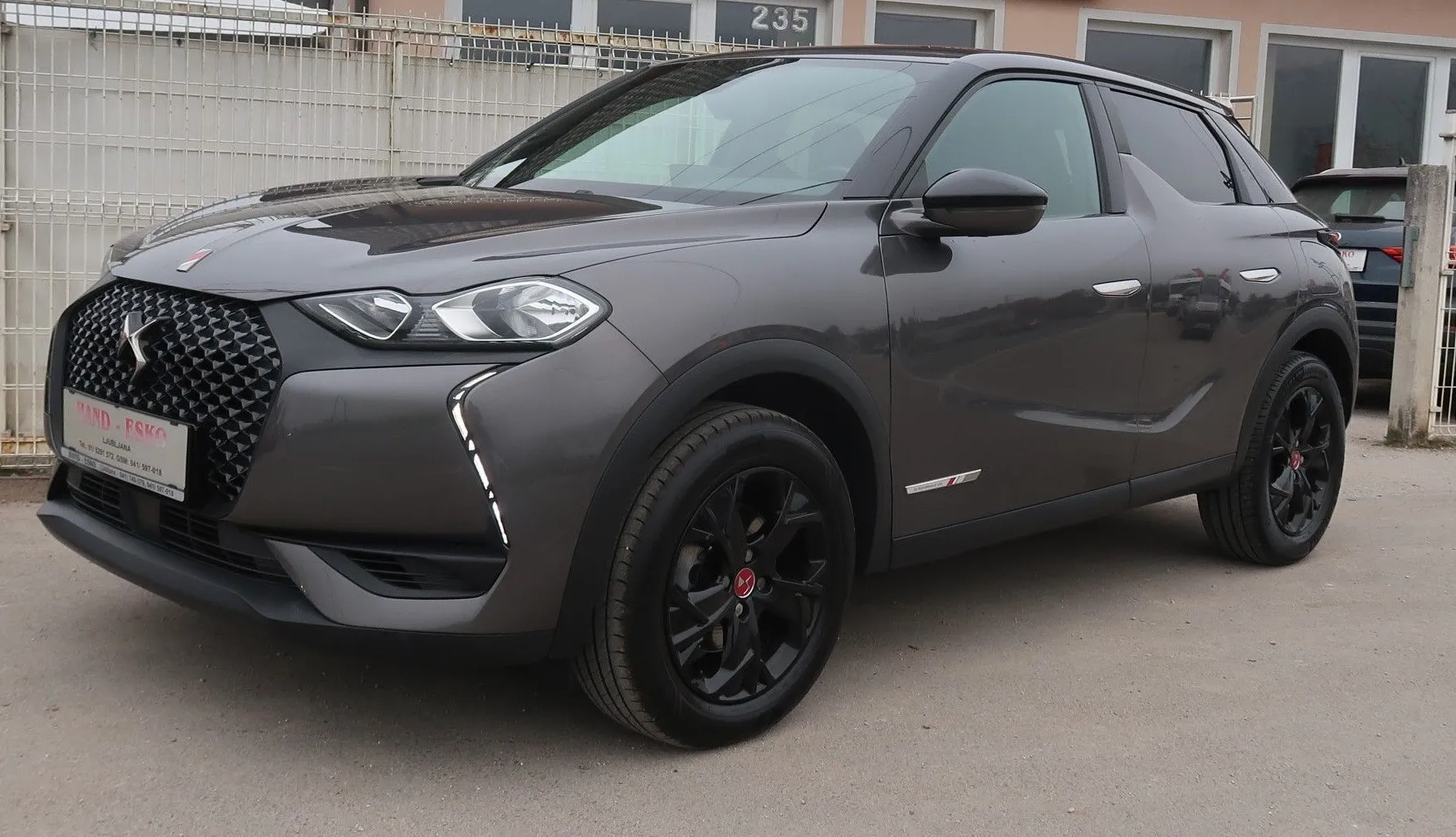 Zunanja slika - DS DS 3 Crossback - Perform. Line 1.2 PureTech 130 S S EAT8-QI-NAVI - 1