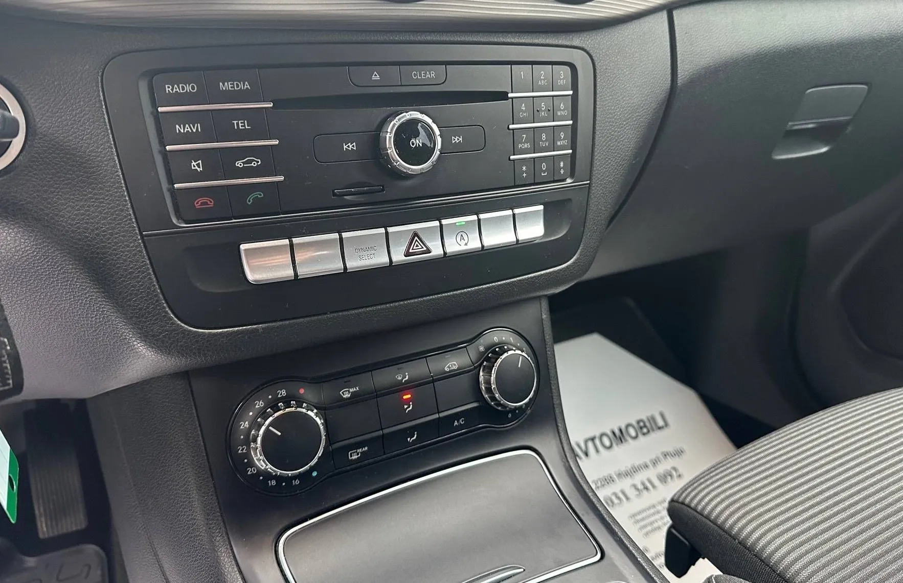 Zunanja slika - Mercedes-Benz B-Razred - B180d NAVI TEMP KAM KLJUKA PDC MOŽNOST BREZ POLO.. - 17