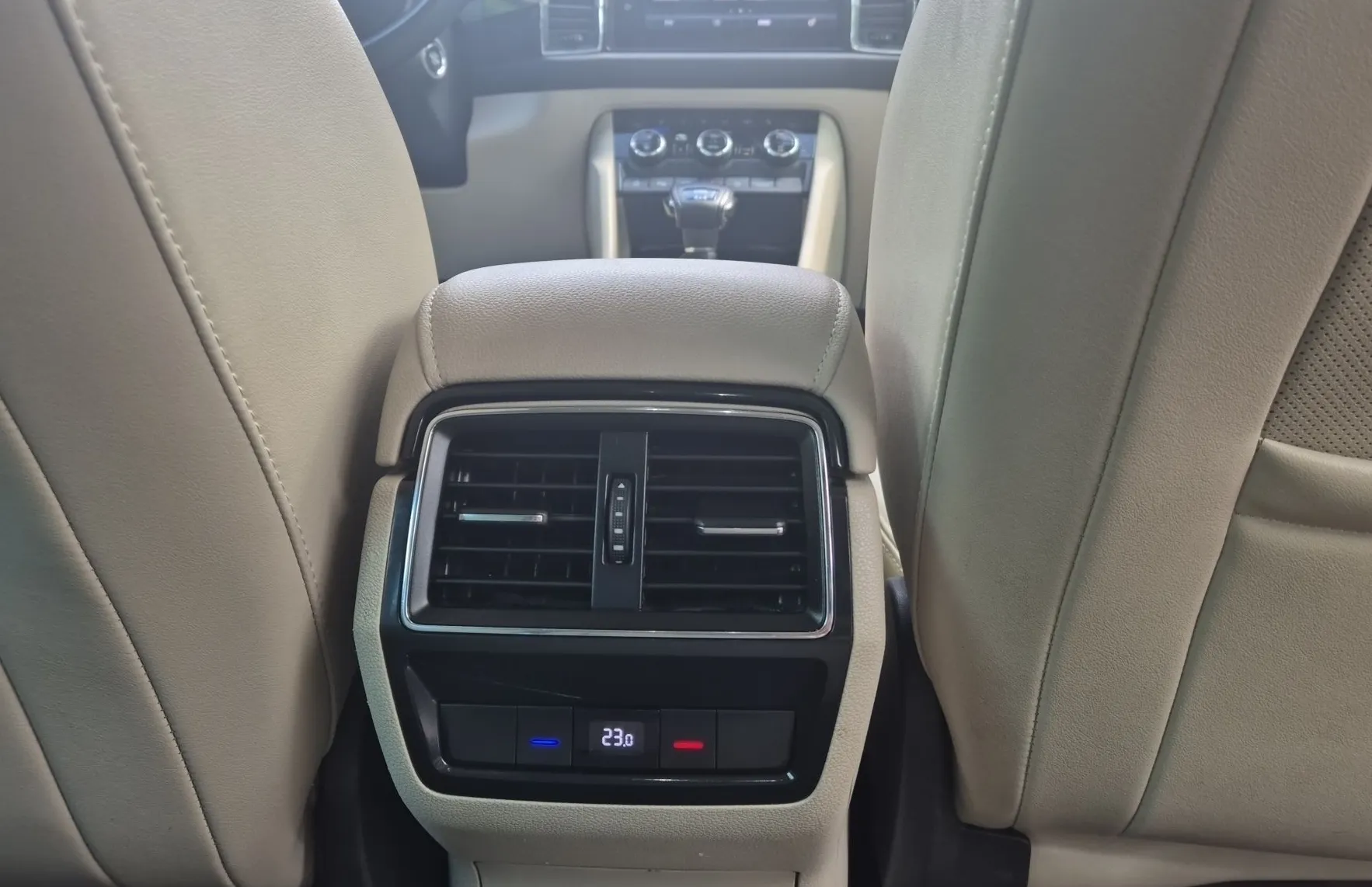 Zunanja slika - Škoda Kodiaq - STYLE 2.0 190PS DSG 4X4-SLO-1.LAST-OGROMNO OPREME - 16