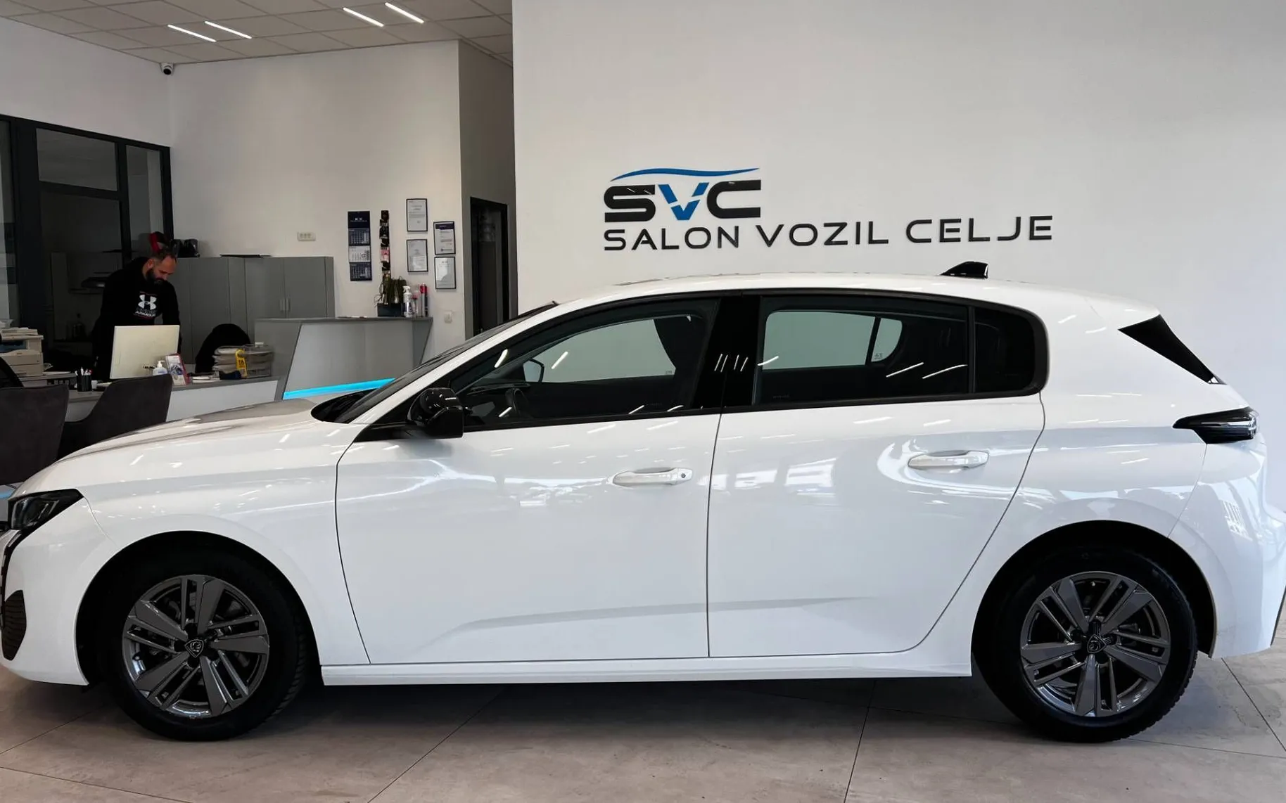 Zunanja slika - Peugeot 308 - 1.5 BLUEHDI-130KM-VIRTUAL-FULL-LED-KEYLESS-PDC-A - 3