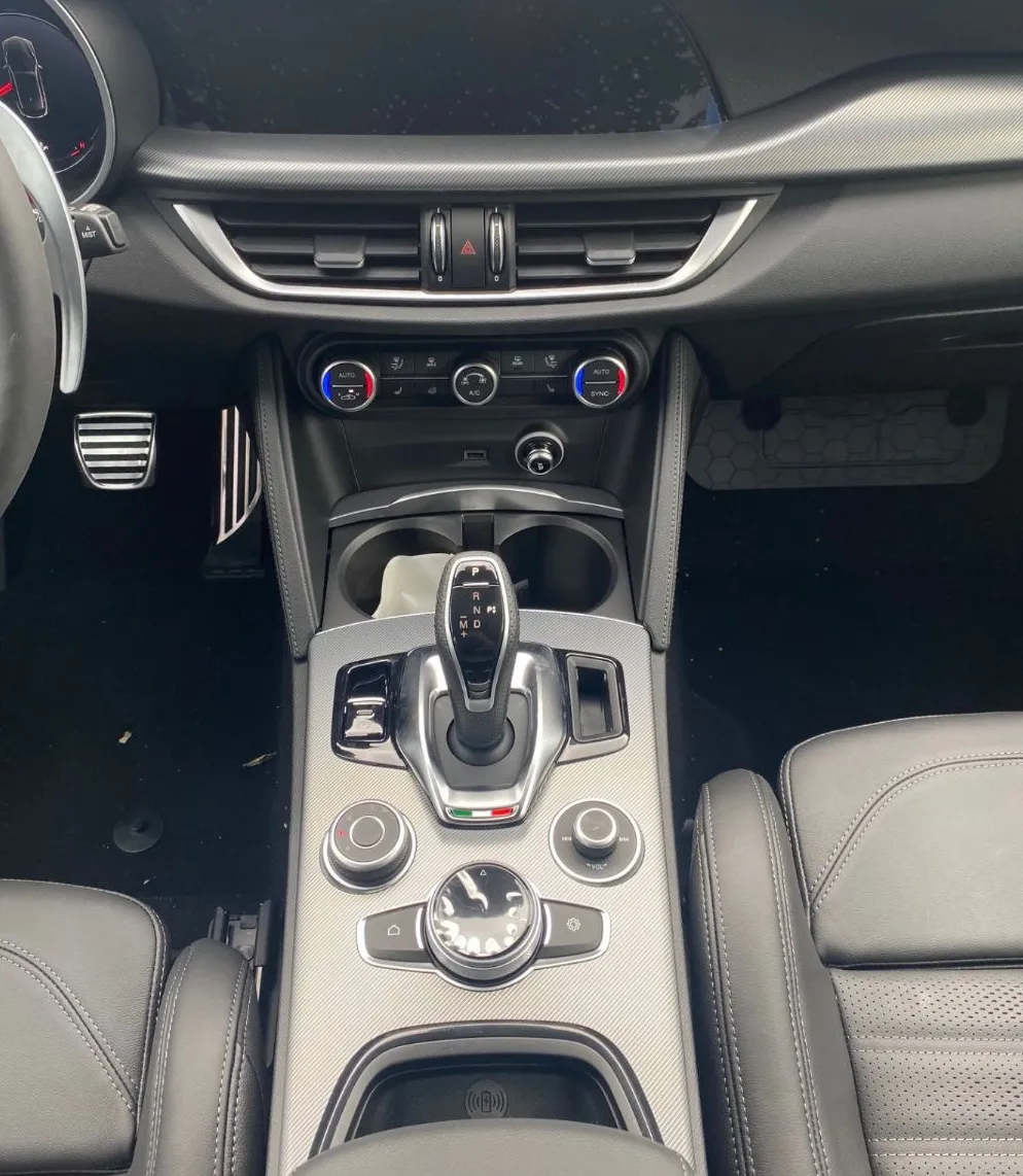 Zunanja slika - Alfa Romeo Stelvio - Q4 2.2 Multijet 210 Veloce Avt. - 9