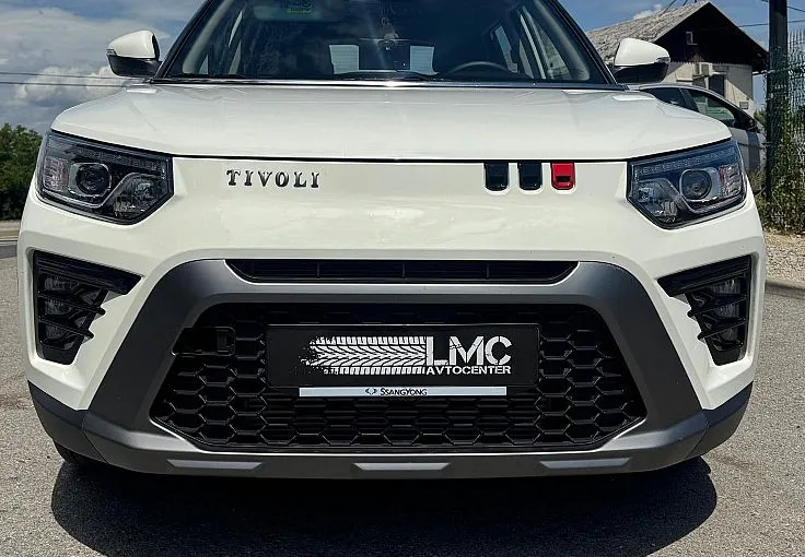 Zunanja slika - KG Mobility Tivoli - 1.5 GDI-T 163ks °1.LASTNIK° °VIRTUAL° °KAMERA° - 2