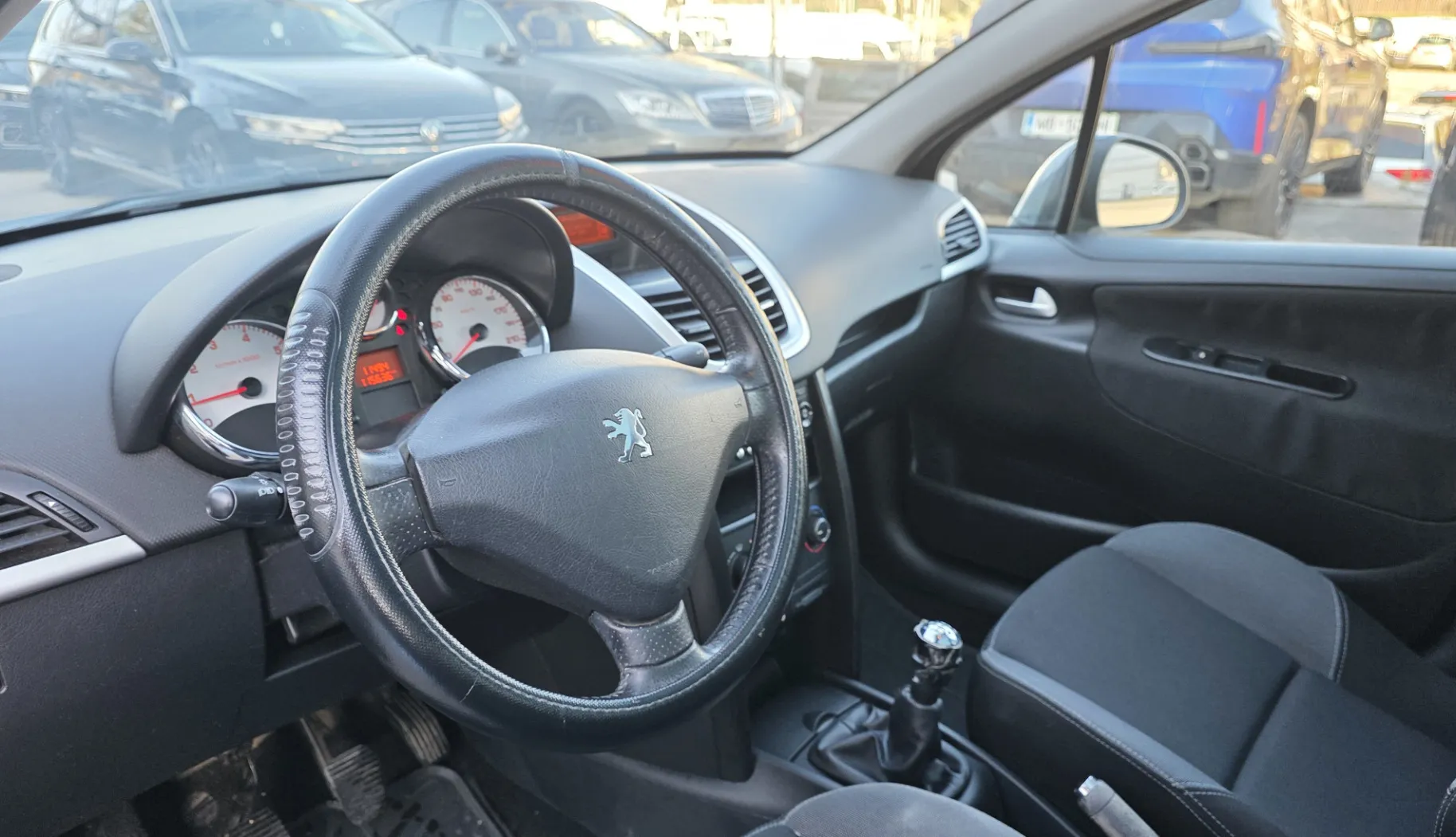 Zunanja slika - Peugeot 207 - Sport 1,4 VTi - 12