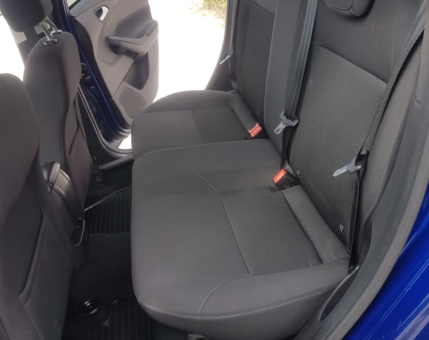 Zunanja slika - Ford Focus - 1,0 EcoBoost Bussines - 3