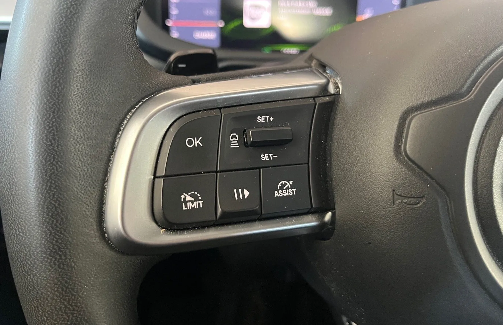 Zunanja slika - Jeep Avenger - 1.2 MHEV Altitude e-DCT6 - 14