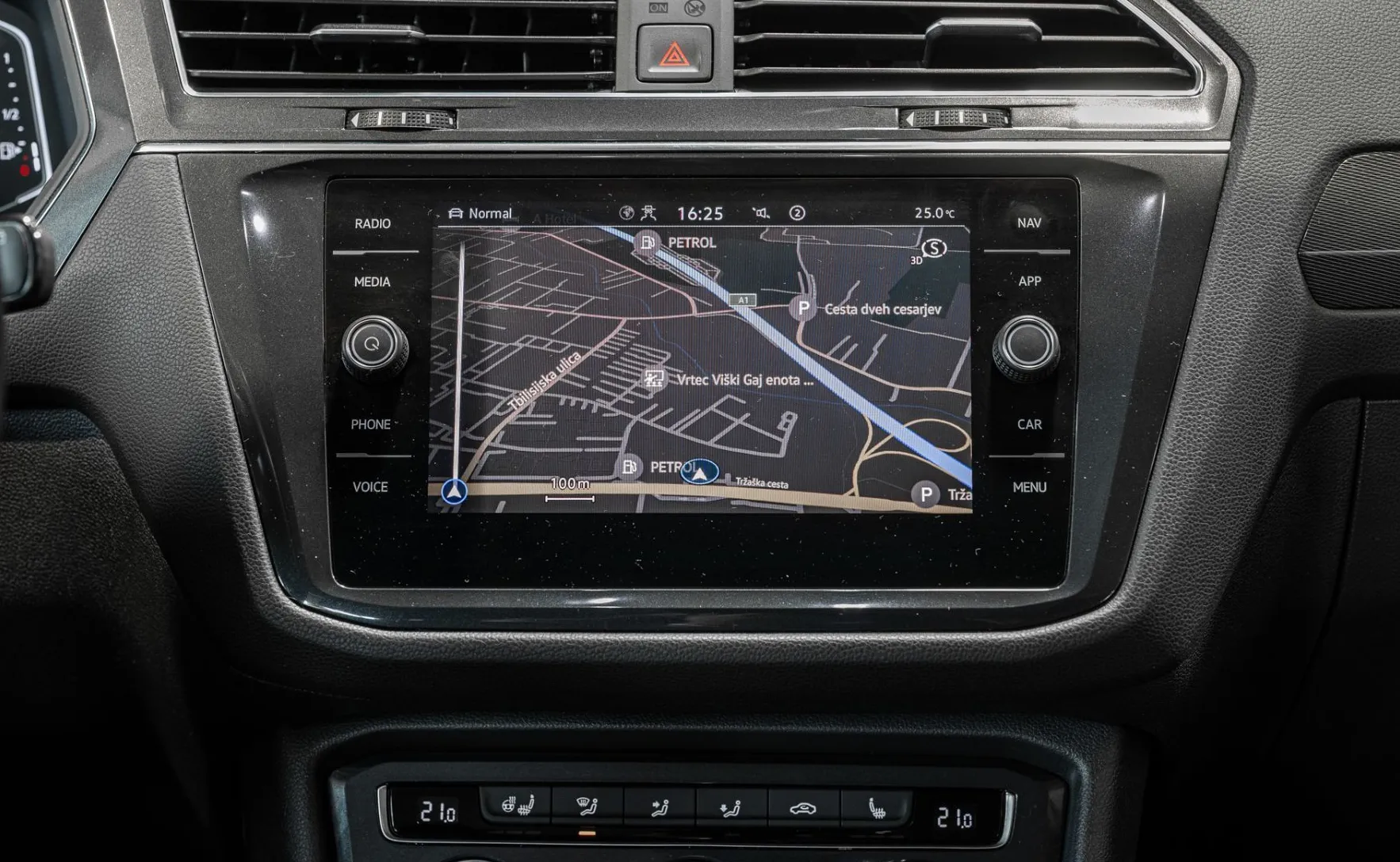 Zunanja slika - VW Tiguan Allspace - 2.0TDI-4x4-R LINE-1.LAST-RADAR-KEYLESS-NAVI-KLJUK - 14