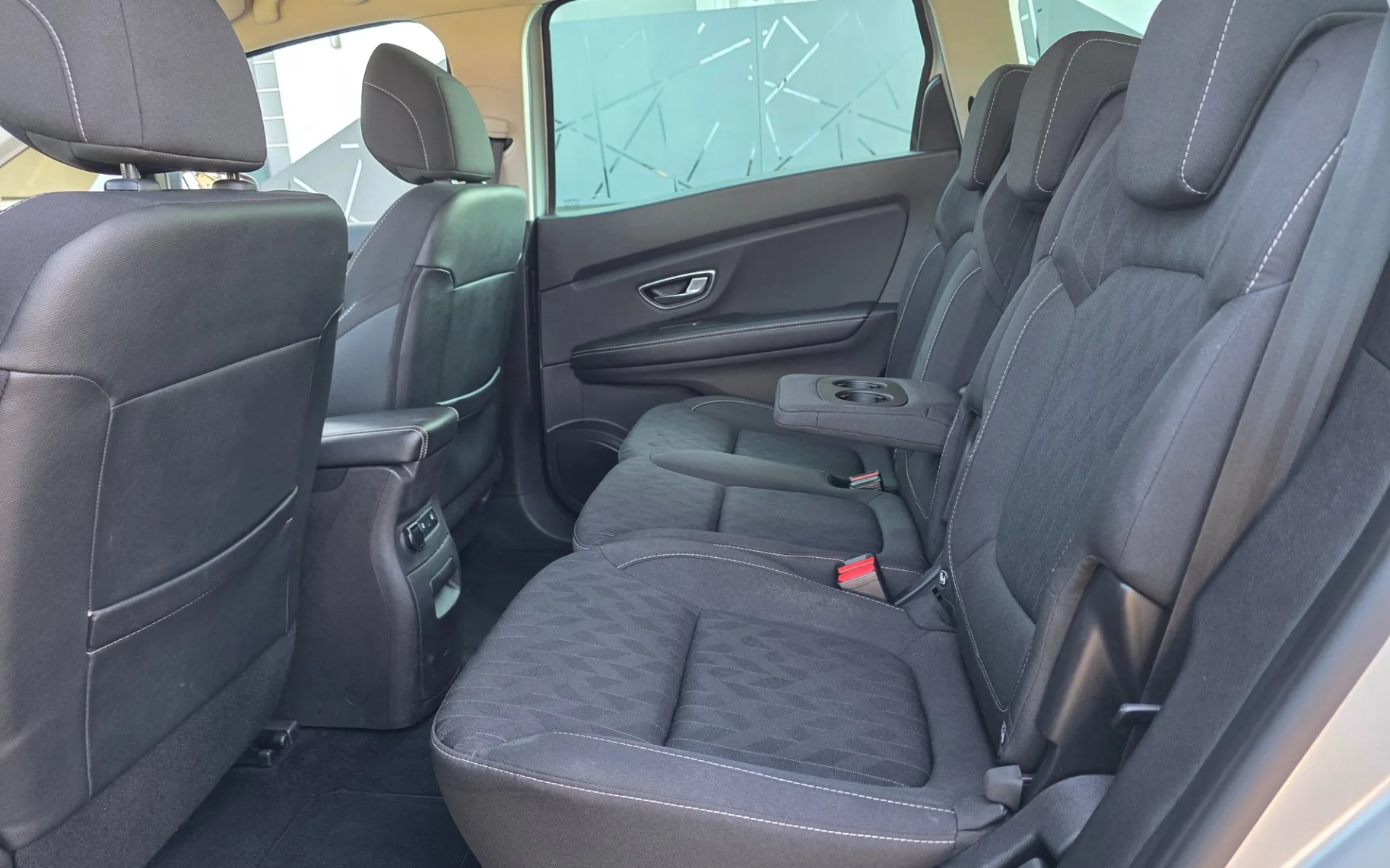 Zunanja slika - Renault Scénic - Grand  Blue dCi 120 Limited - 10
