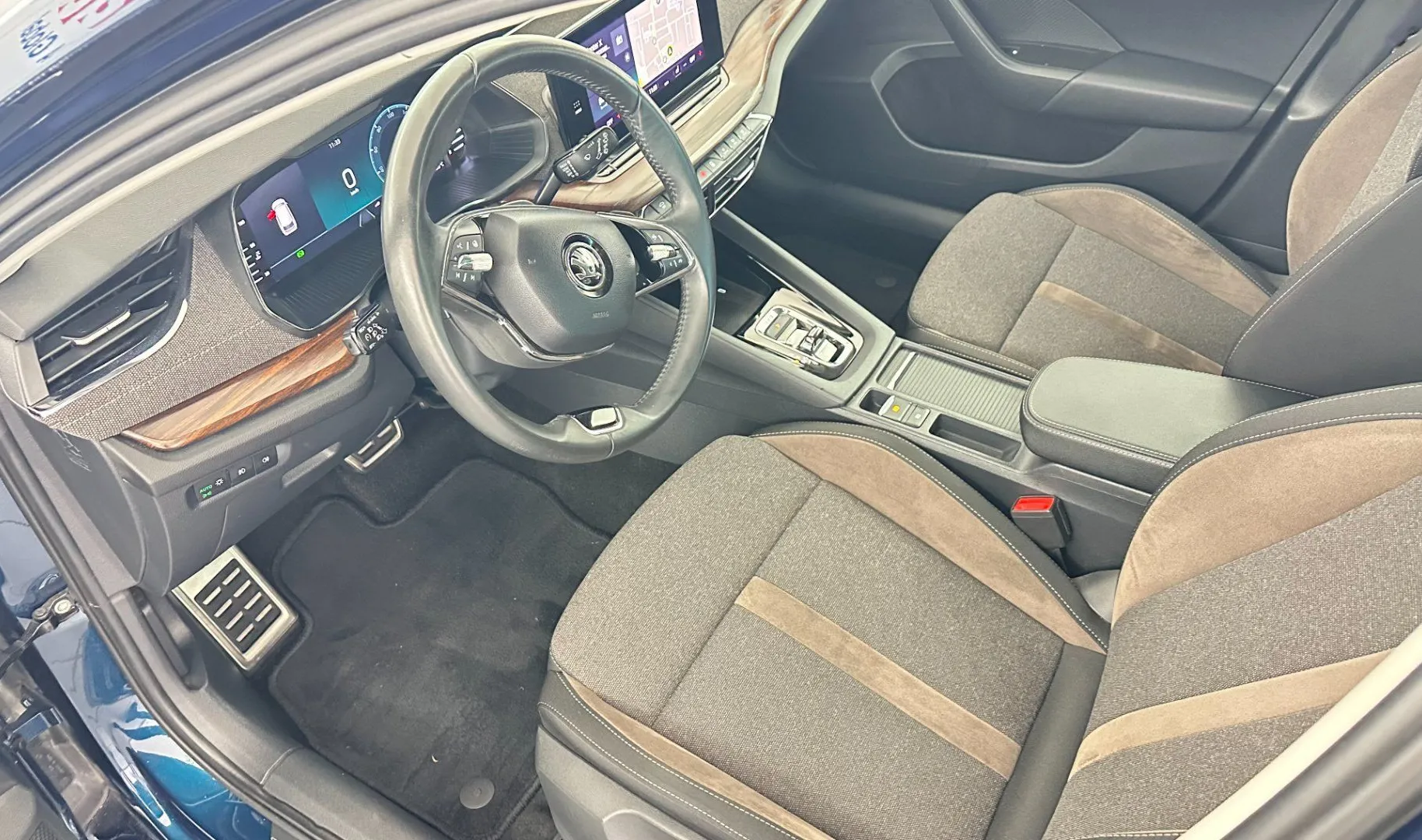 Zunanja slika - Škoda Octavia - Combi 4x4 2.0 TDI Scout DSG.NEMŠKI+4ALU.KAMERA.4X4 - 19