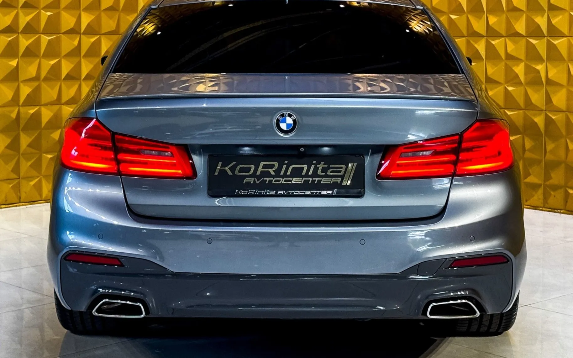 Notranja slika - BMW serija 5: - 520d AUT. M Sport-LED-PANO-VIRTUAL-KAMERA... - 9