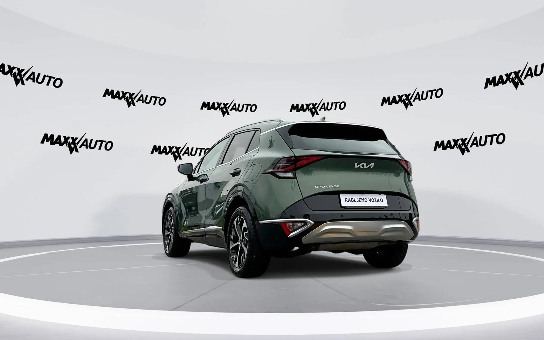 Notranja slika - KIA Sportage - 1.6 T-GDI MHEV EX Style ISG DCT - 7