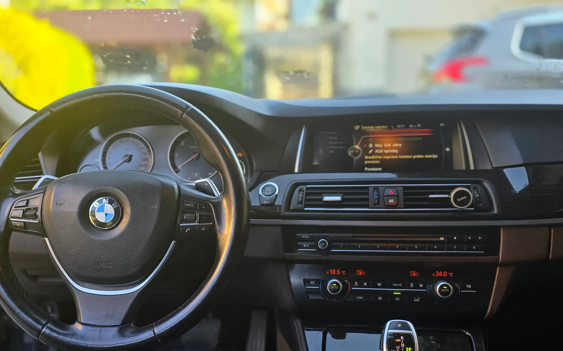 Notranja slika - BMW Serija 5 - 530 d LUXURY - 10