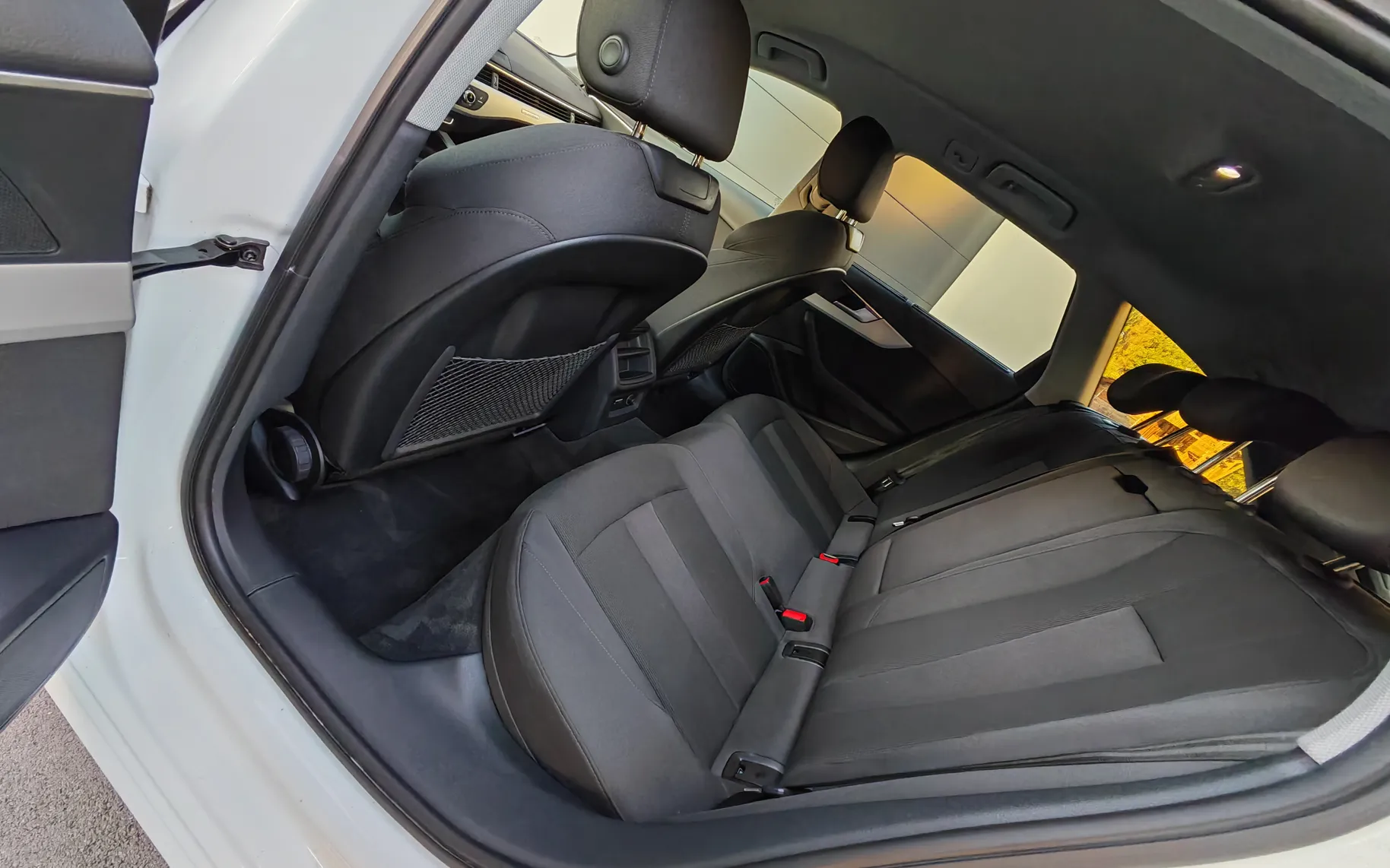 Notranja slika - Audi A4 - Avant QUATTRO•40TDI•Advanced•MATRIX•KLJUKA•ACC•LANE ASIS - 12