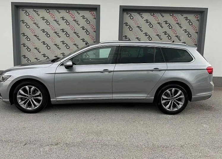 Zunanja slika - Volkswagen Passat - Variant 2.0 TDI BMT SCR 4MO. Highline avt. Led Navi Kame - 2