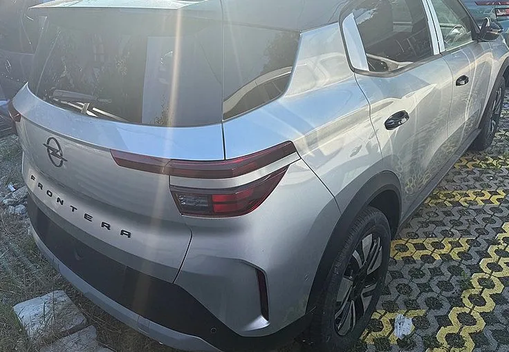 Zunanja slika - Opel Frontera - 1.2 Turbo Hibrid 48V GS Avt.  SEJEMSKA AKCIJA - 4