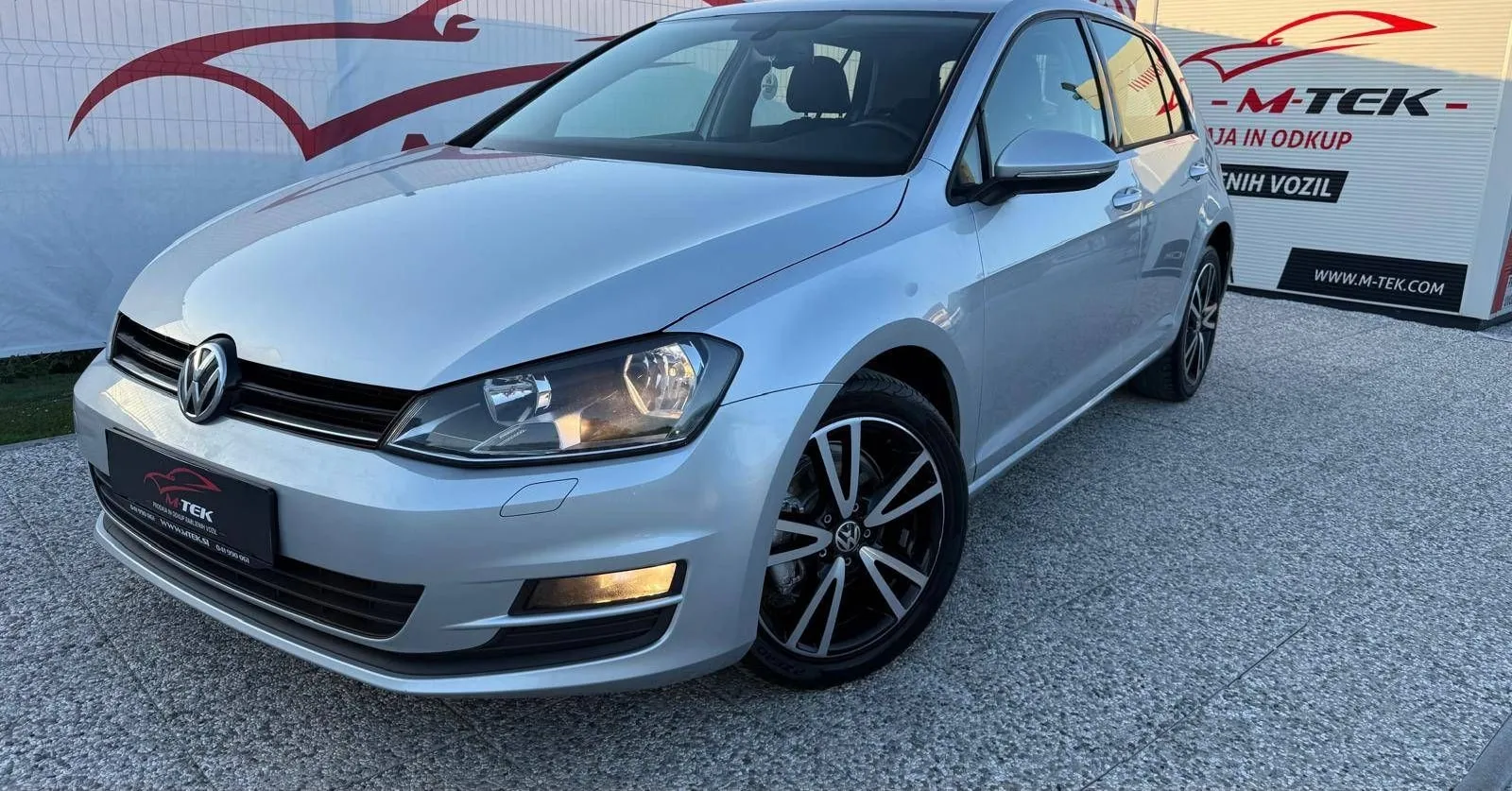 Zunanja slika - Volkswagen Golf - 1.6 TDI BMT Comfortline - 1