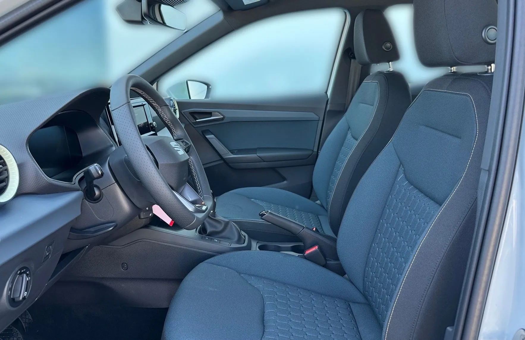 Zunanja slika - Seat Arona - 1.0 Eco TSI Style - 7