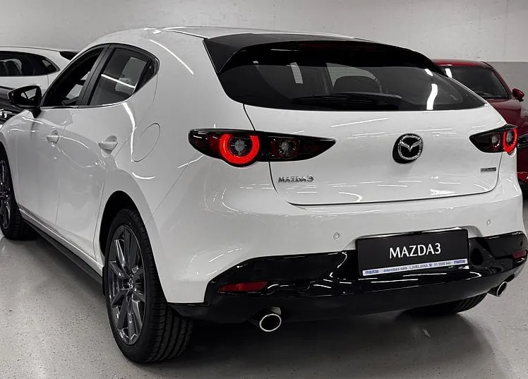 Zunanja slika - Mazda Mazda3 - G140 CENTER-LINE | HEAD-UP | RADAR | ZALOGA - 4