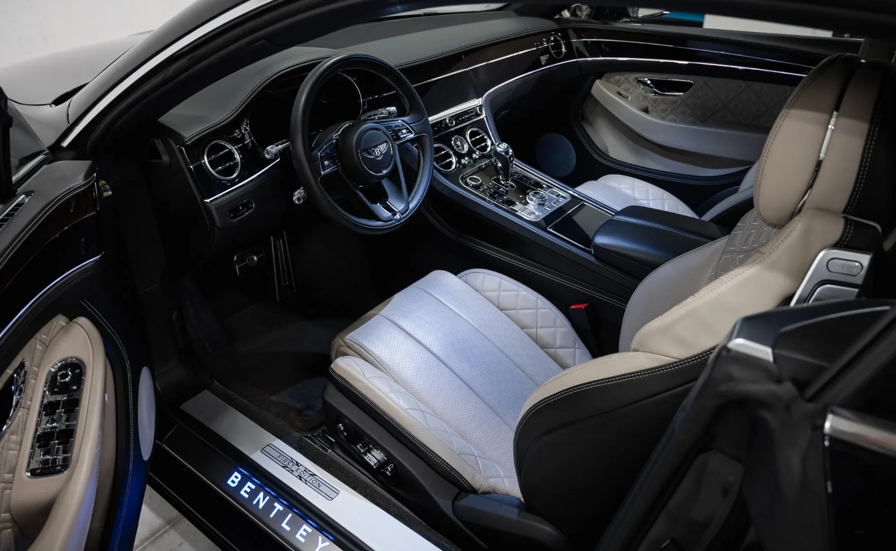 Zunanja slika - Bentley Continental - First Edition - Gotham - Bentley approved do Jul27 - 11