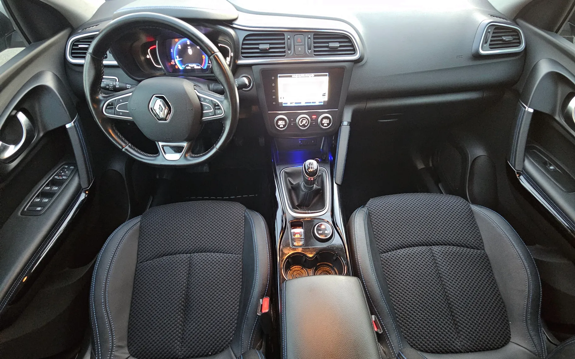 Notranja slika - Renault Kadjar - dCi 115 Limited - 9