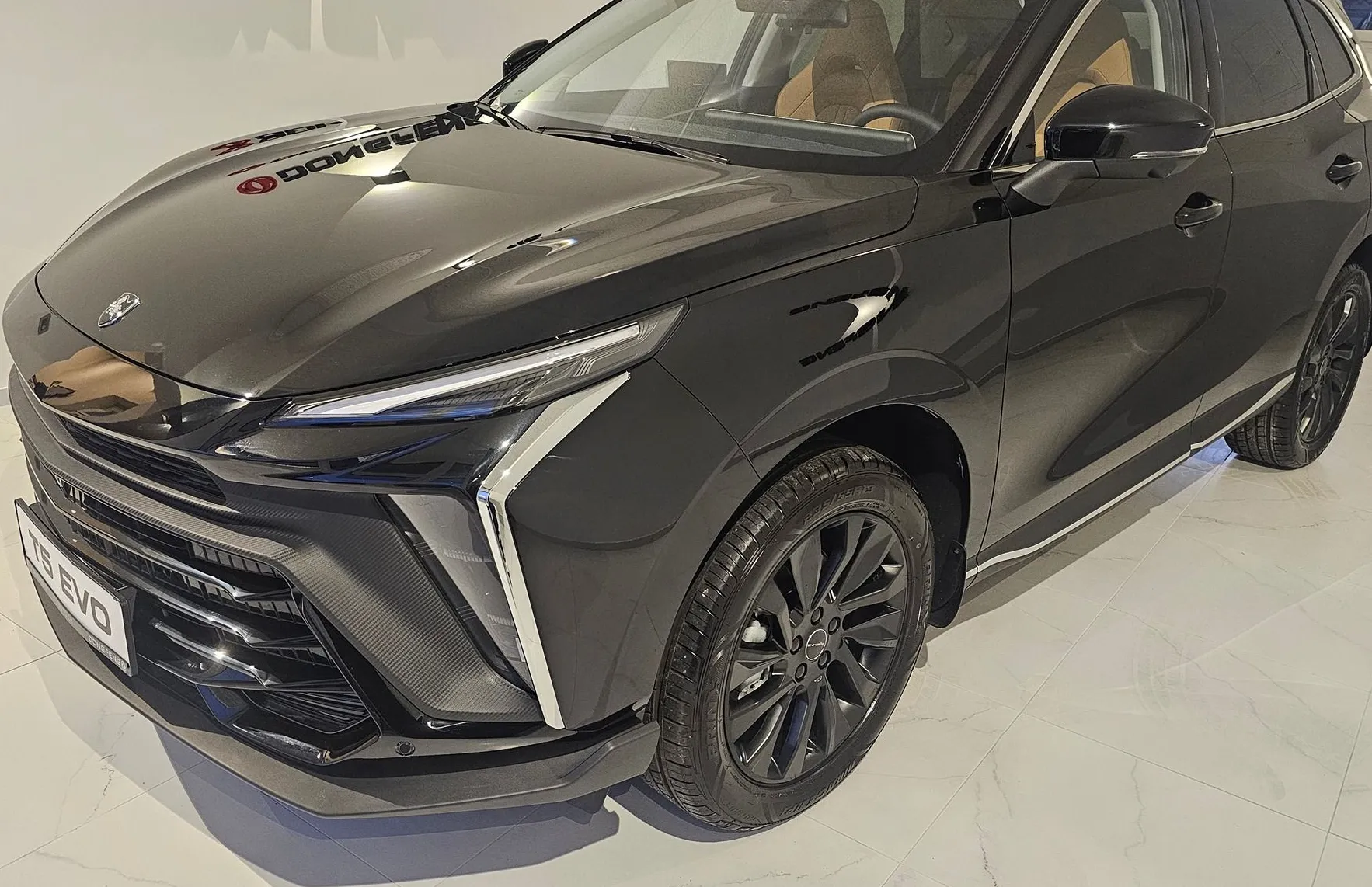 Zunanja slika - Forthing Forthing T5 EVO - T5 Evo my 2025 + ADAS+ RABLJENO-PROMOCIJSKO- 5.000KM - 6
