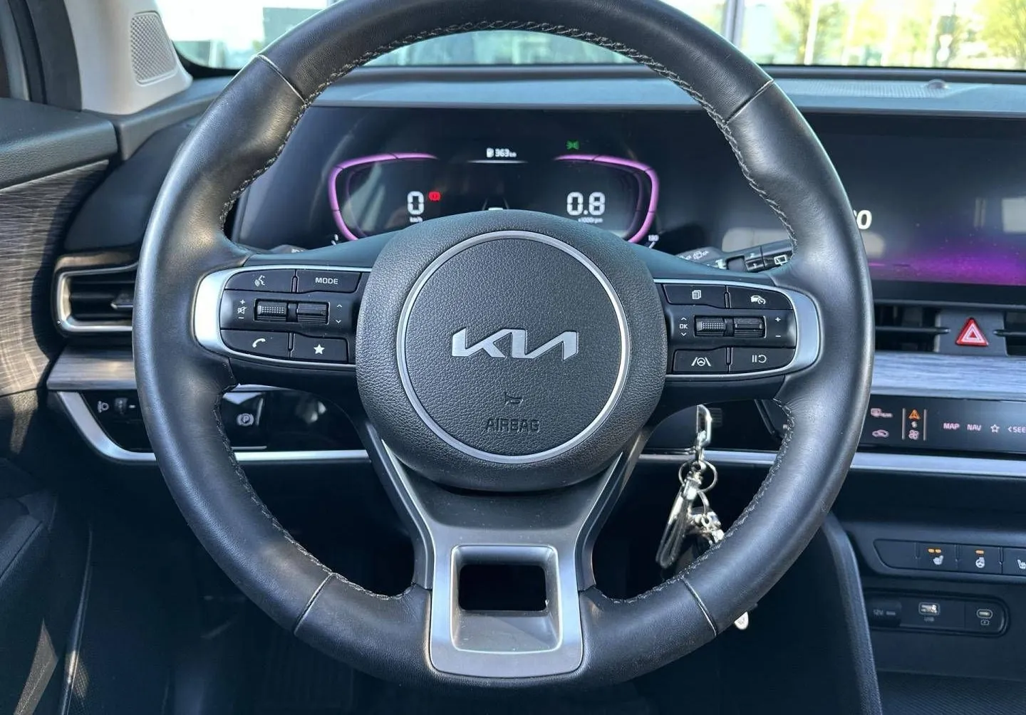 Notranja slika - KIA Sportage - 1.6 T-GDI LX Fresh ISG - 14
