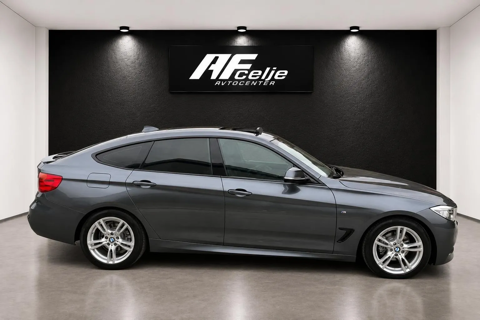 Zunanja slika - BMW serija 3 Gran Turismo: - 318d-GT-M PAKET-PANORAMA-LIZING ZA TUJCE-PDC- - 3