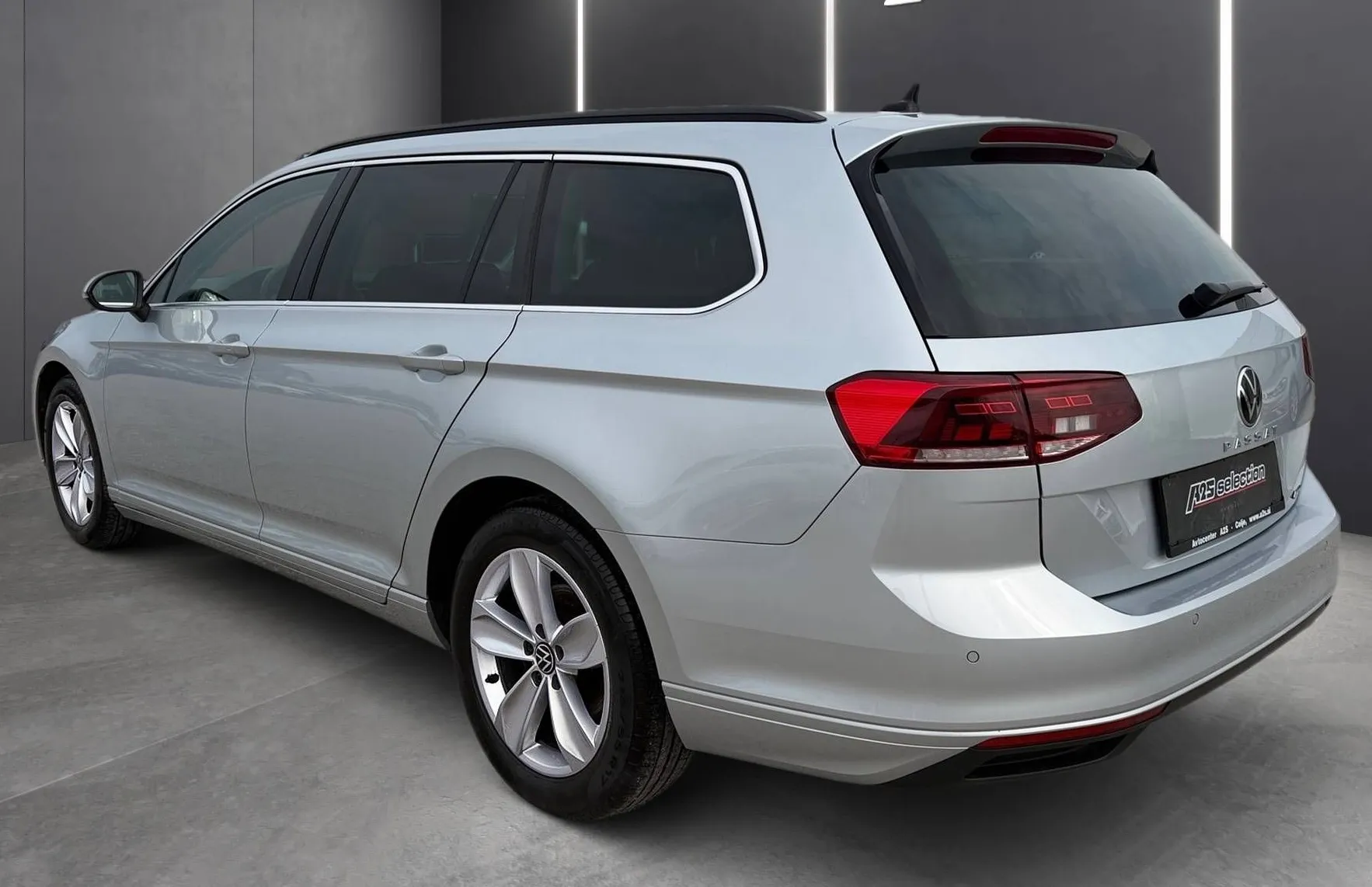 Zunanja slika - VW Passat - Variant 2.0 TDI BMT 4M Business avt.147kW-HeadUp-LED-ACC - 3