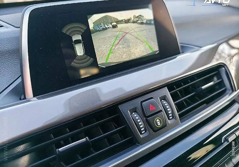 Notranja slika - BMW serija X1: - X1 sDr12e16d - 10