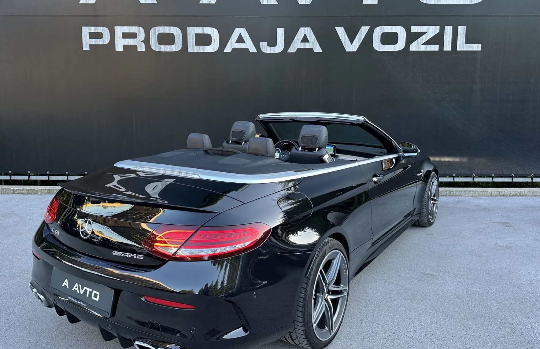 Zunanja slika - Mercedes-Benz C-Razred - Mercedes-AMG C63-HUD-VENTILACIJA-MULTI.LED-KEYLESS - 7