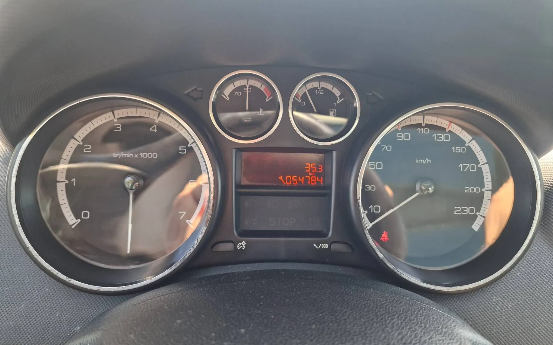 Notranja slika - Peugeot 308 - 1.6 55.000km OBROK 84X-51EUR NA KREDIT BREZ POLO - 12