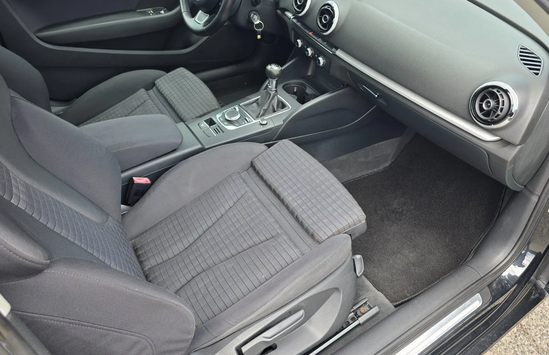 Zunanja slika - Audi A3 - 1.6 TDI - 10