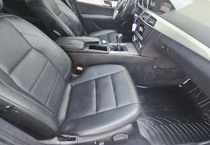 Zunanja slika - Mercedes-Benz C-Razred - 220 CDI 170ks °AVANTGARDE° °XENON° °2x PDC° - 8