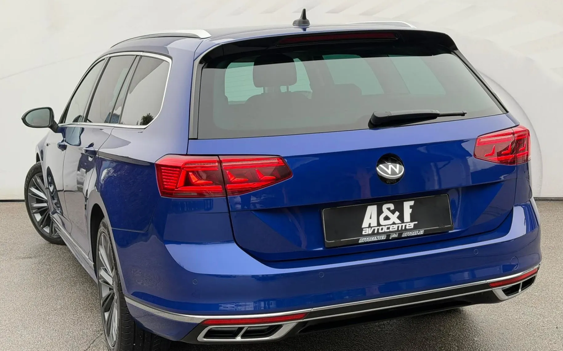 Zunanja slika - VW Passat - Variant 2.0 TDI-DSG-2X R LINE-LIZING ZA TUJCE-FUL LED- - 6