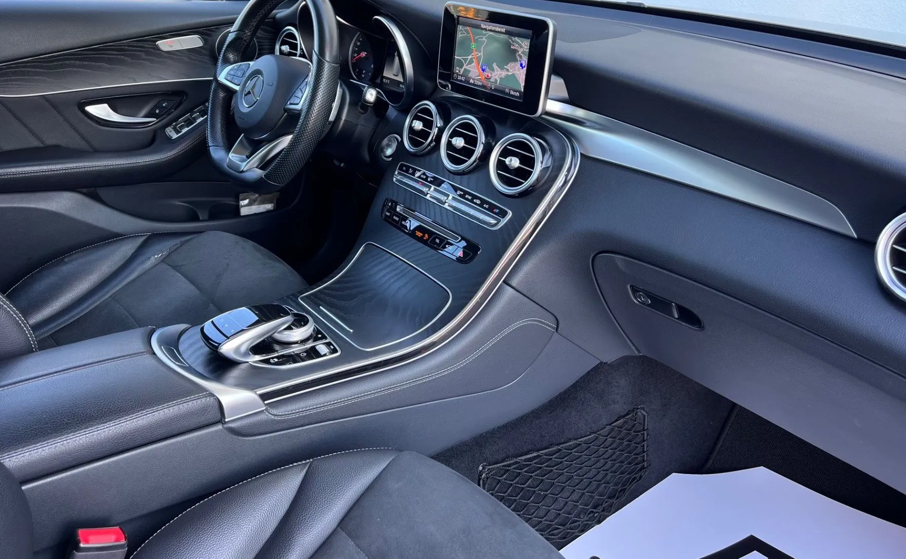 Zunanja slika - Mercedes-Benz GLC-Razred - 220d+4MATIC+F1+NAVI+18COL+PDC+USNJE... - 16