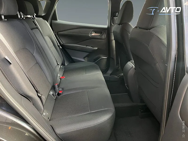 Notranja slika - Nissan Qashqai - 1.3 DIG-T MHEV Acenta X-Tronic- 1 Leto JAMSTVA - 10