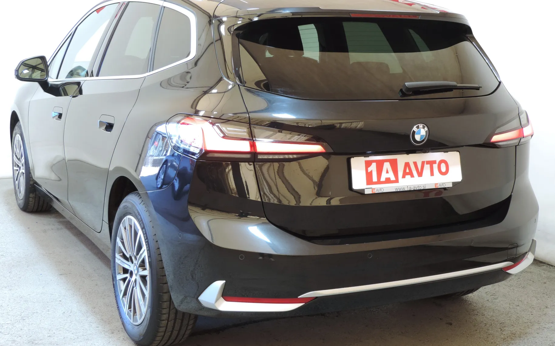 Zunanja slika - BMW Serija 2 - 220i Active Tourer Luxury Line Avt. - 7