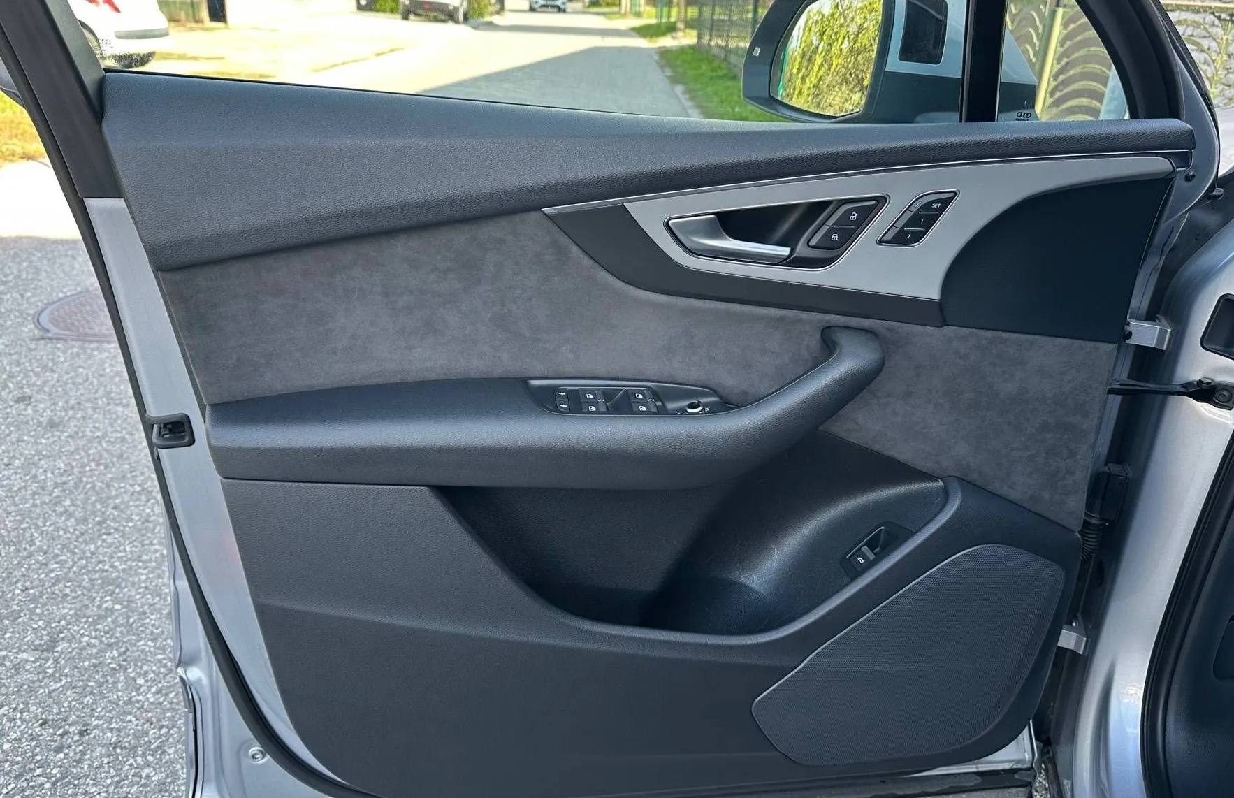 Zunanja slika - Audi Q7 - E-TRON 3.0TDI QUATTRO LED NAVI ACC HUD PANO 360K.. - 13